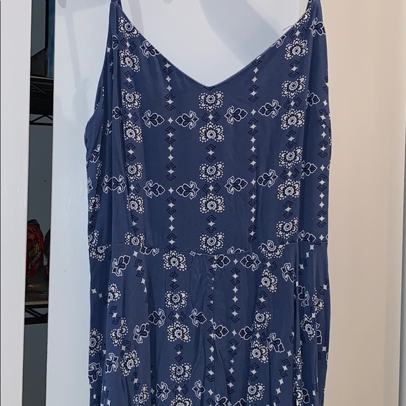 Spaghetti strap dress - Picture 3 of 4